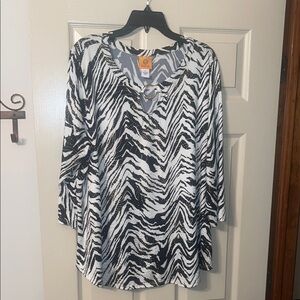 Ruby Rd Black and White Blouse Elegant Top